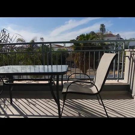 Harmonia Apartment *